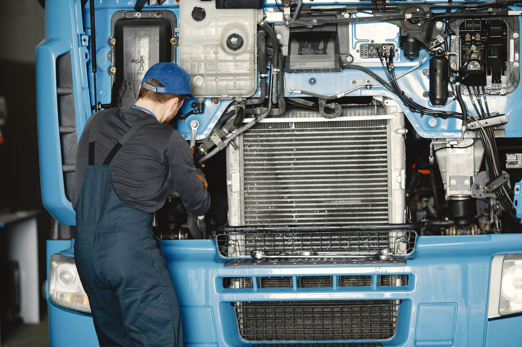 Réparation d'un moteur diesel